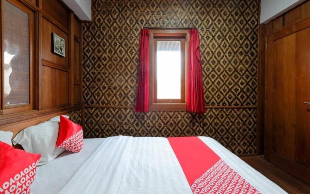 OYO 4016 Tan Jokteng Guest House
