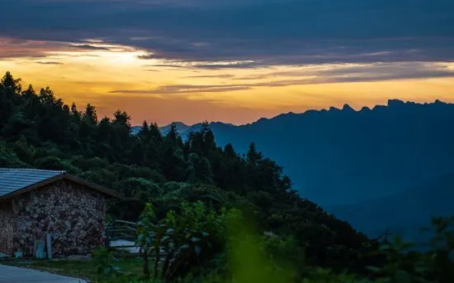 ZhangJiaJieBanpol· Huiwang Mountain Residence Homestay (Zhangjiajie Forest Park Store) – Outside – Zhangjiajie