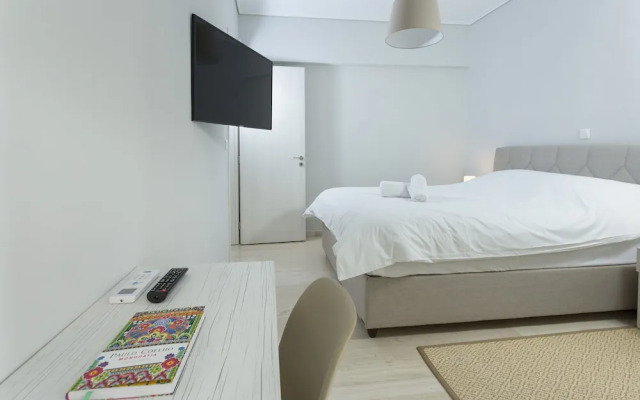 Stylish and Modern Apartment in the Heart of Athens