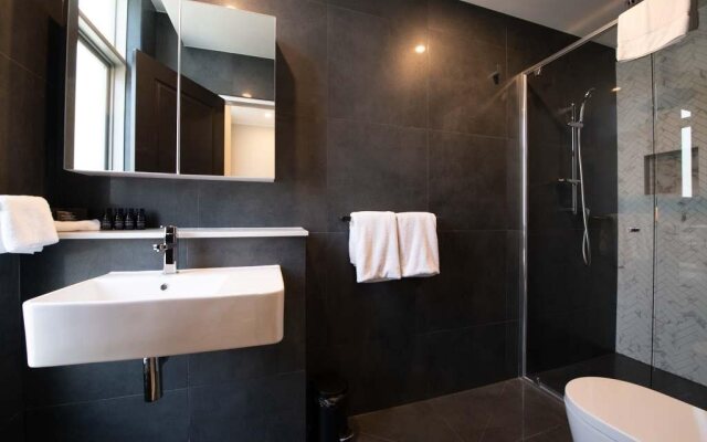 Gladius Hotel & Suites