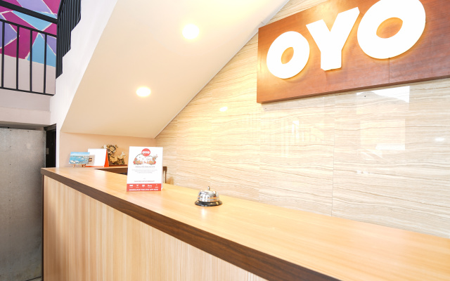 OYO 240 Audah Sevana Syariah Hotel – Lobby – Surabaya