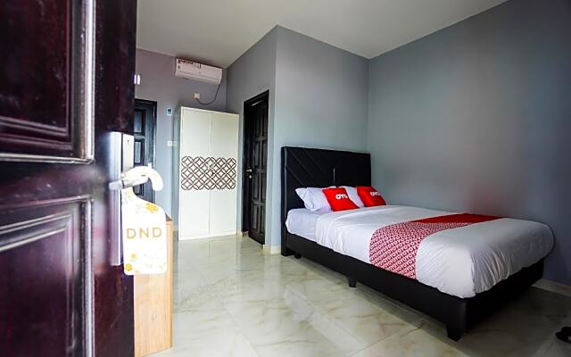 OYO 1680 Hanna Residence