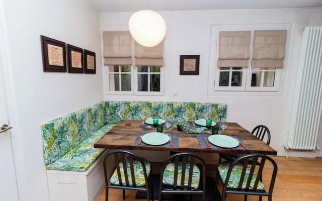 Superb Terrace Apart Champs Elysees Eiffel Tower