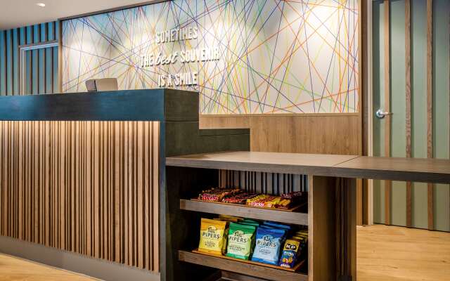Hampton by Hilton Bath City