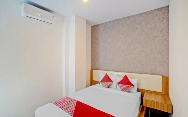 Super OYO 90559 Gamacity Residence