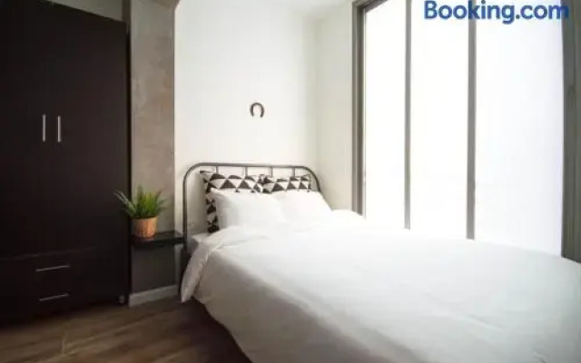 Sun Bay Studio Apartments