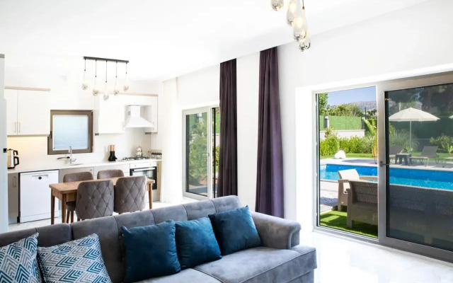 BD4109 Two BedroomedVilla withPool inBodrumYalikavak
