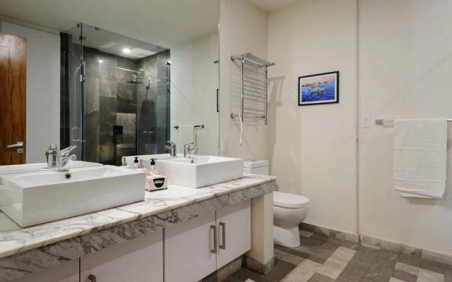 w Inviting 4BR in Condesa