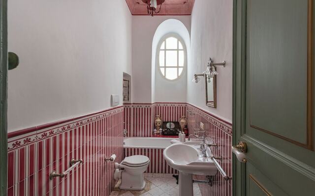 Fancy Apartment in Palazzo Grimaldi