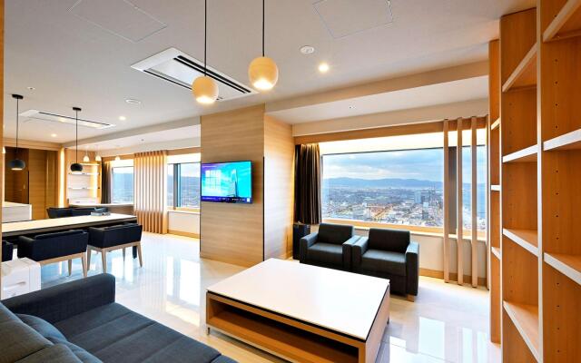 Oriental Suites Airport Osaka Rinku