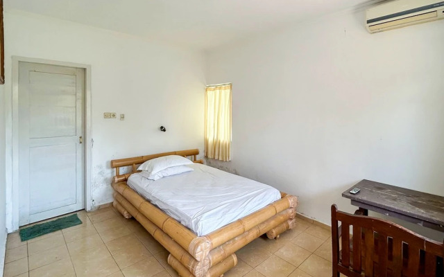 Hepi Bungalow Lovina Mitra RedDoorz