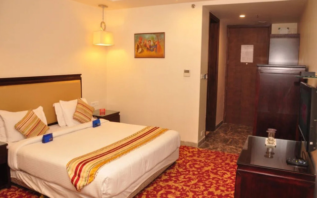 Oyo Premium Lawrence Road