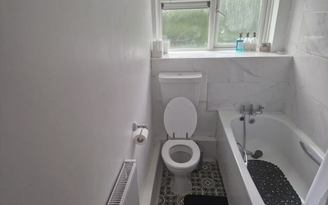 Immaculate 1-bed Apartment in Woodford Green