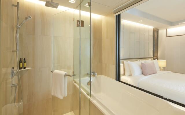 The Quarter Ploenchit by UHG