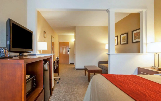 Comfort Inn at Royal Blue