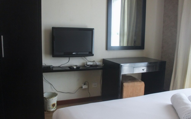 Warm 1Br Apartment (No Kitchen) At Marbella Suites Dago Pakar Bandung – Guest Rooms – Bandung