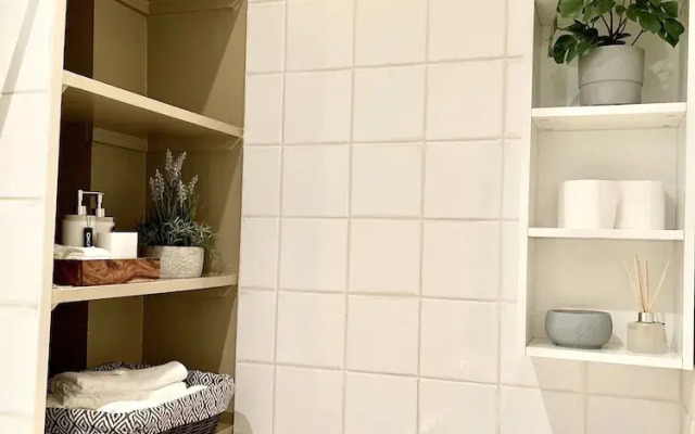 Waterloo Luxury Apartment