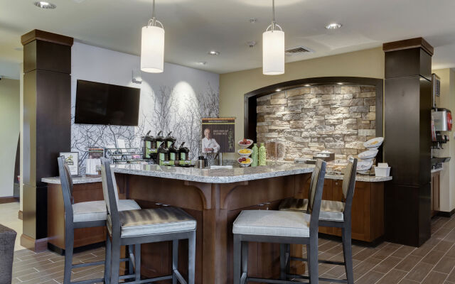 Staybridge Suites St Louis - Westport by IHG