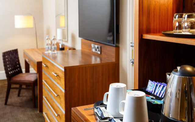 Delta Hotels by Marriott Cheltenham Chase