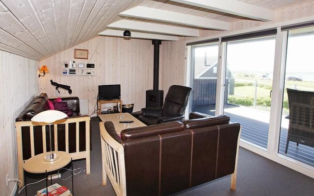 6 Person Holiday Home in Hemmet