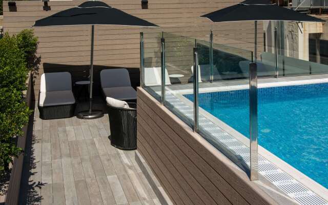 Catalonia Rigoletto Hotel