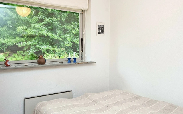 Delightful Holiday Home in Glesborg With Roofed Terrace - фото 4