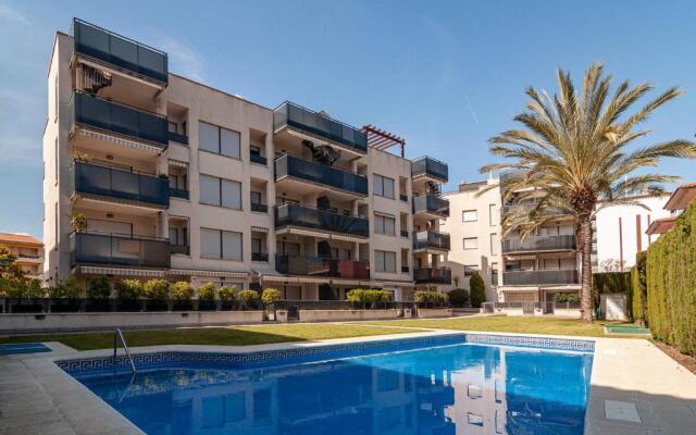 Beach & Pool Sant Salvador - 150m from sea