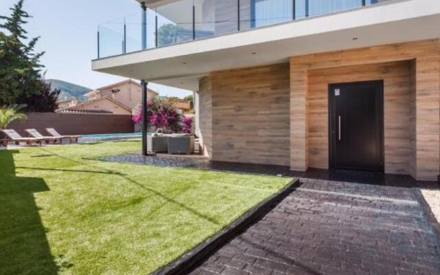 Villa Espectacular a 10´en playa de Castelldefels
