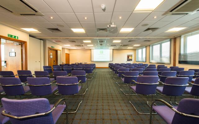 Holiday Inn Edinburgh by IHG