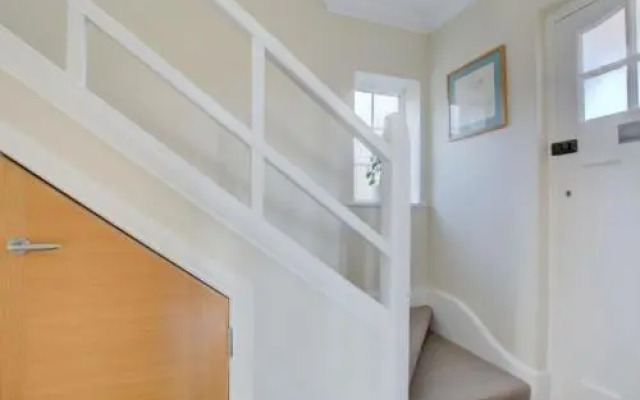 Holiday Home Pasain bury