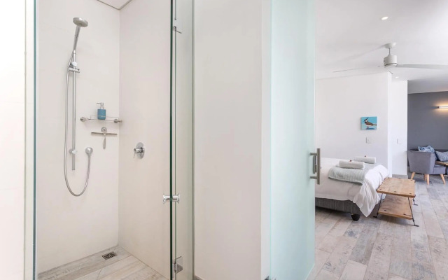 17 Marine, 2 Bedroom Family Apartment 102