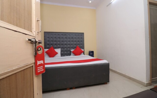 OYO 26730 Grandstay