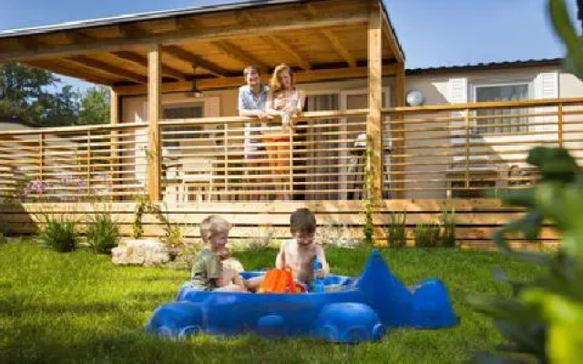Camping LANTERNA Mobile Homes & Lodge Tents
