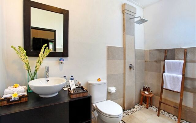 Villa Biru