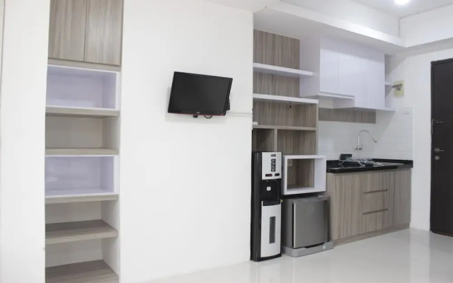 Spacious And Modern Studio Room Apartment At Grand Asia Afrika – Guest Rooms – Bandung