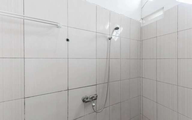 OYO 3040 D'pineapple Villa