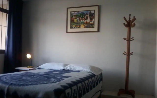 Royal Sweet Dreams Airport B&B