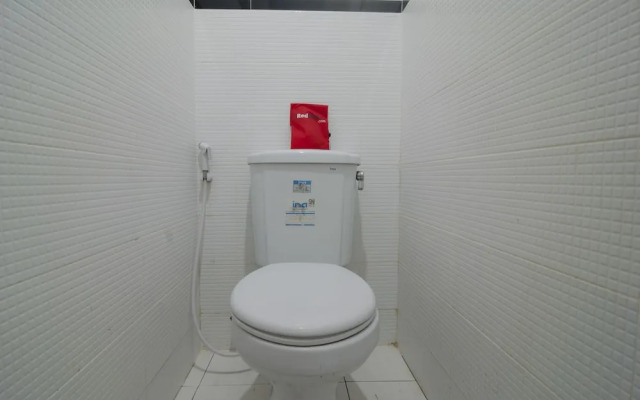 RedDoorz near Lawang Sewu