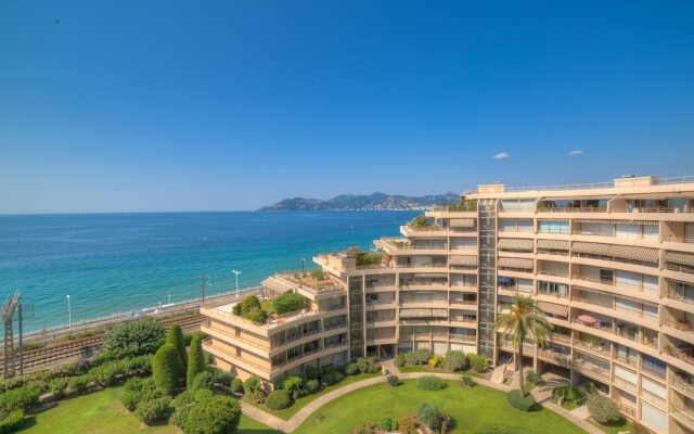 Le Cygne Apartment 1