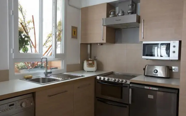 Charming Flat in 7th Near Eiffel Tower