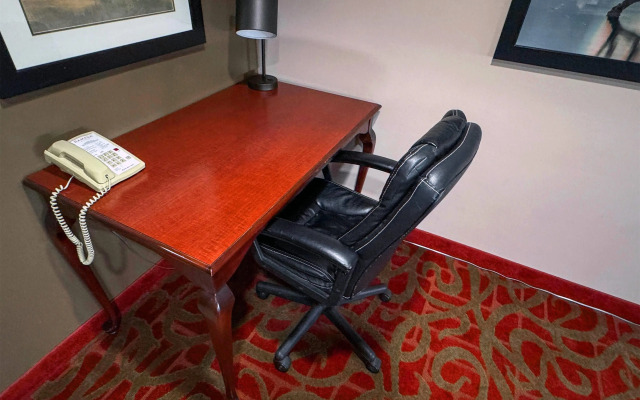 Ramada by Wyndham Sherwood Park