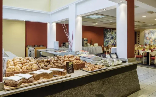 Austria Trend Hotel Ananas