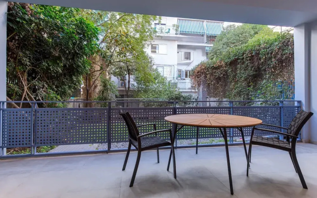Phaedrus Living Athens Luxury Residences Ivory