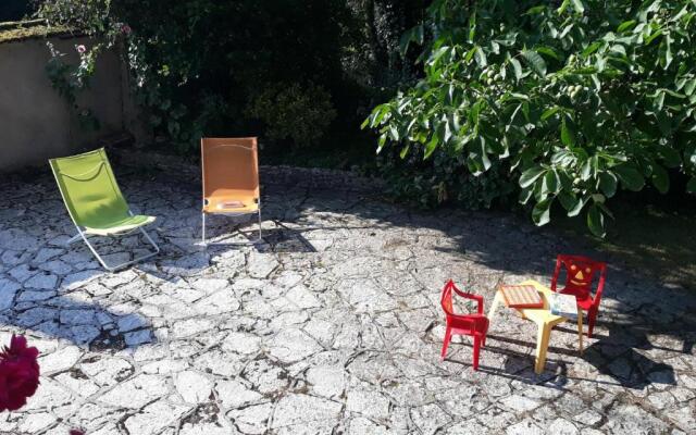 Gîte Fontenay-sur-Eure, 6 pièces, 10 personnes - FR-1-581-75