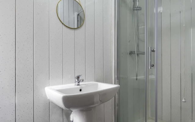 Charming 1-bed Studio13 in Coventry
