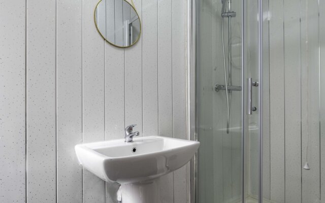 Charming 1-bed Studio13 in Coventry