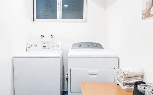 Low bed Mixed Shared Room