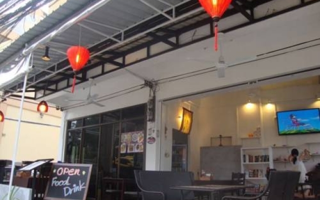 Gaeng Phet Restaurant & Guesthouse