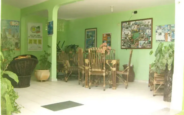 Verdes Mares Hostel