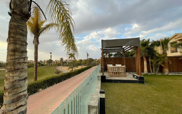 Villa with pool
